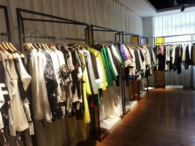 琳達LindaRiver:用產品和服務打動服裝鞋帽消費者