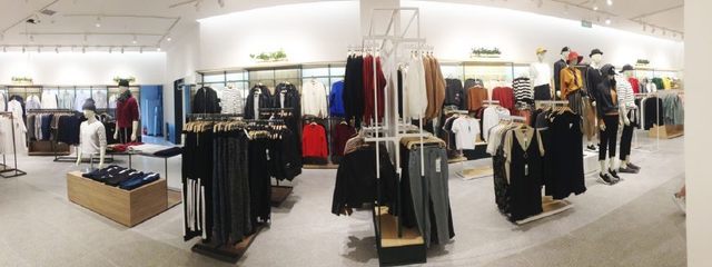 重慶熱風首家全新五代形象旗艦店9月15日登陸龍湖U城