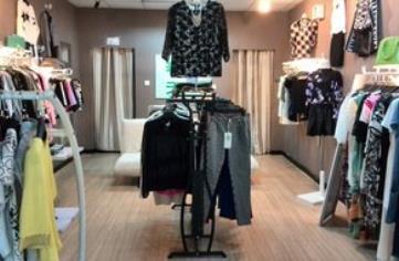 80后女孩辭職創業,開店賣服裝年入百萬